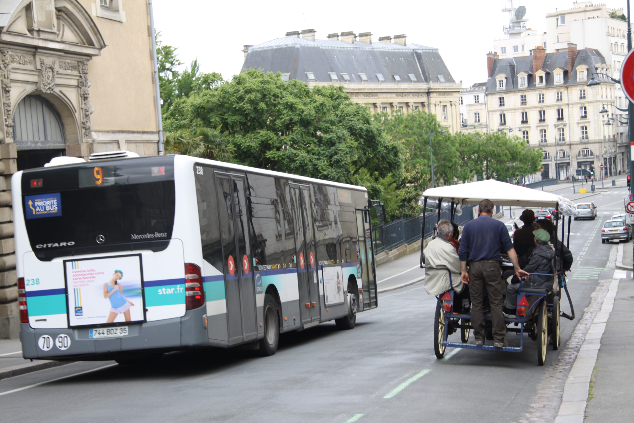 rennes tours voiture